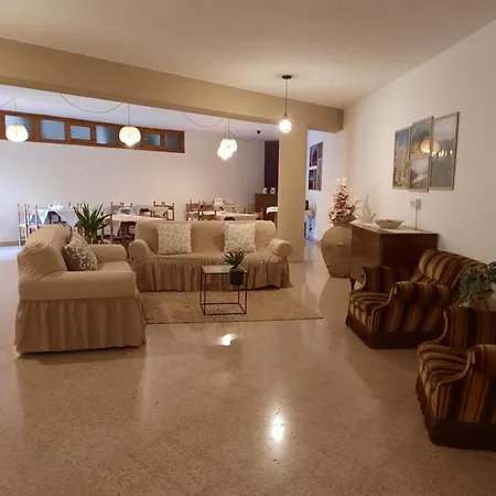 Casa Religiosa Di Ospitalita Santa Maria Di Betlem Pensjonat Foligno