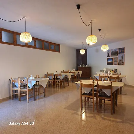 Konukevi Casa Religiosa Di Ospitalita Santa Maria Di Betlem Foligno