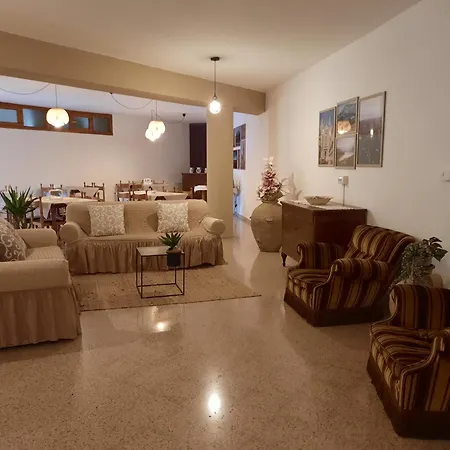 Casa Religiosa Di Ospitalità Santa Maria Di Betlem Casa de hóspedes Foligno