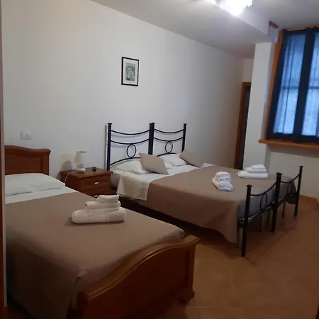 Casa Religiosa Di Ospitalita Santa Maria Di Betlem Vendégház 3*