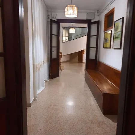 Casa Religiosa Di Ospitalita Santa Maria Di Betlem Konukevi Foligno