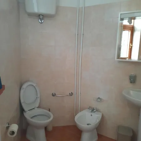 Casa Religiosa Di Ospitalita Santa Maria Di Betlem 3*